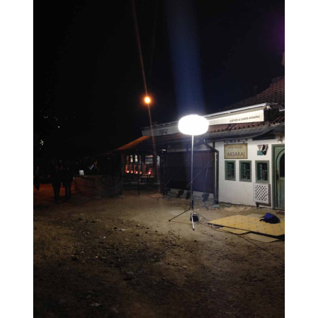 Maszt oświetleniowy LED Light Boy B3Q3S-CE – 40 000 lm, 300 W, wysokość 3,33 m