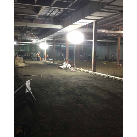 Maszt oświetleniowy LED Light Boy B8Q5S-CE – 110 000 lm, 800 W, wysokość 3,44 m