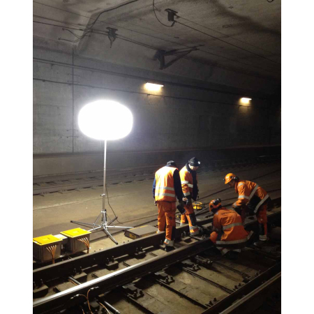 Maszt oświetleniowy LED Light Boy B8Q5S-CE – 110 000 lm, 800 W, wysokość 3,44 m